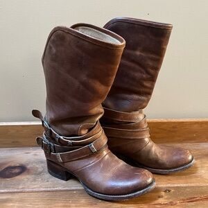 Freebird by Steven, Drove Distressed Brown Learher Boot, Size 7